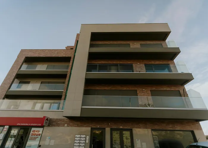 82 - Casa Tasi Daire Bicas